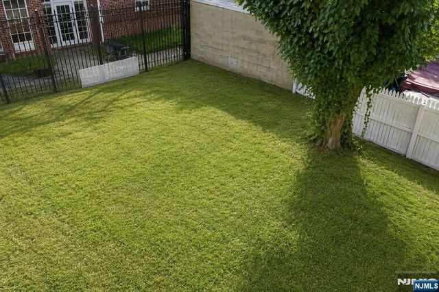 72 Sunset Avenue, Newark, NJ 07106