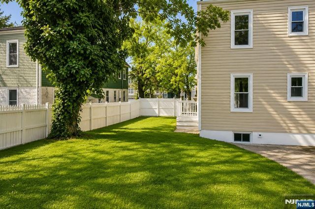 72 Sunset Avenue, Newark, NJ 07106