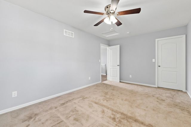 284 St Regis Drive, Shelbyville, KY 40065