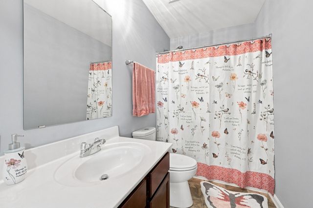 284 St Regis Drive, Shelbyville, KY 40065