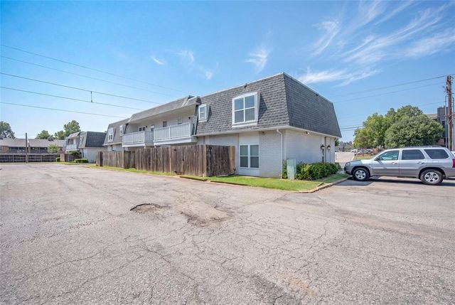 11417 N May Avenue B, Oklahoma City, OK 73120