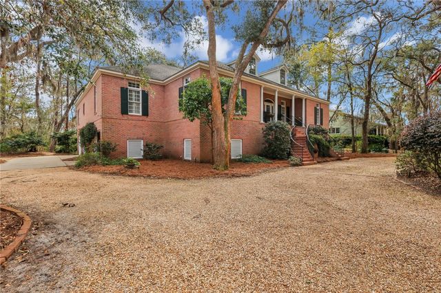 112 Jones Creek Drive, St Simons Island, GA 31522