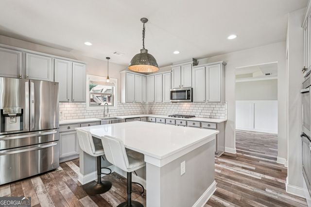 17 Lake Sydney Drive, Dawsonville, GA 30534