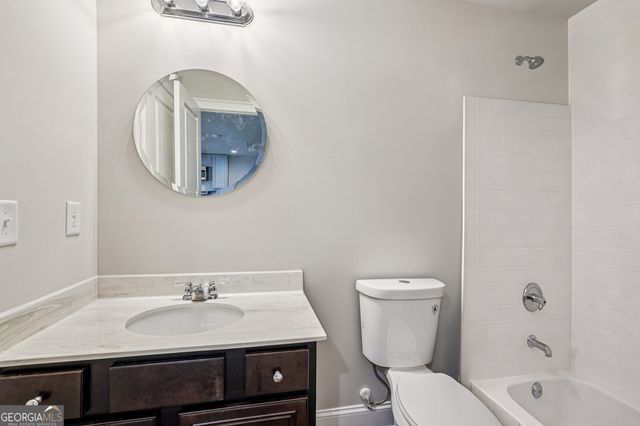 17 Lake Sydney Drive, Dawsonville, GA 30534