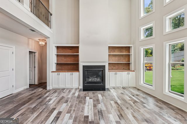 17 Lake Sydney Drive, Dawsonville, GA 30534