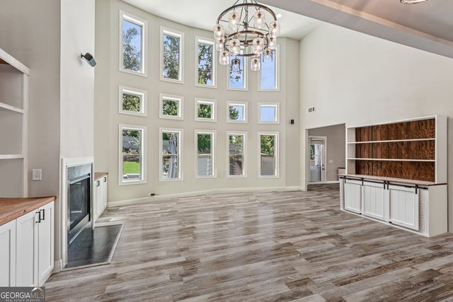 17 Lake Sydney Drive, Dawsonville, GA 30534