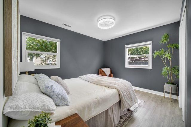 8115 Wicker Park Drive, Highland, IN 46322