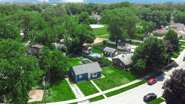 8115 Wicker Park Drive, Highland, IN 46322