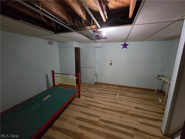 19145 Homeway Avenue, Cleveland, OH 44135