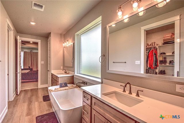 5027 Fence Line Trail, Nolanville, TX 76559