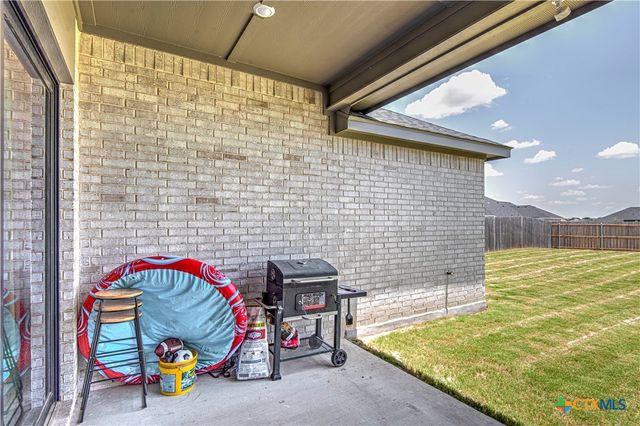5027 Fence Line Trail, Nolanville, TX 76559