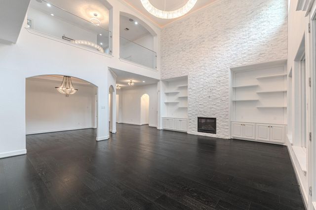 58 Flamingo Landing Drive, Missouri City, TX 77459