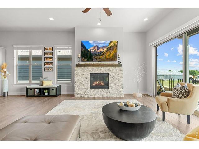 192 Lake Park Dr, Loveland, CO 80537