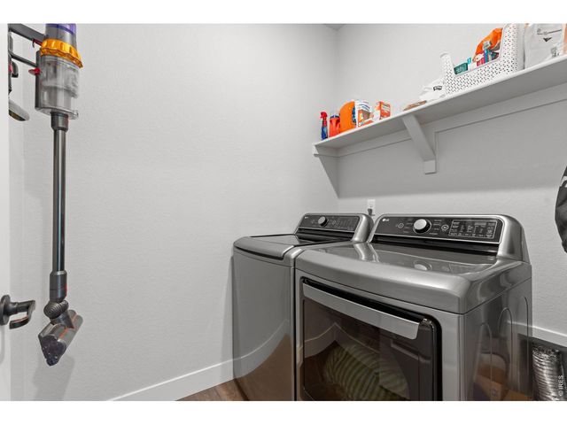 192 Lake Park Dr, Loveland, CO 80537