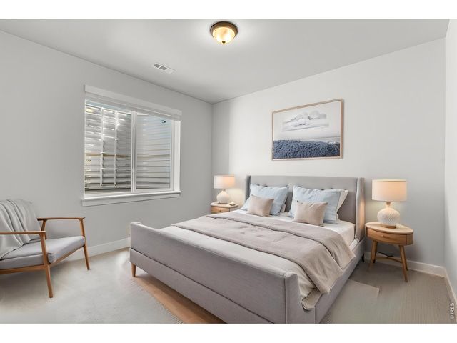 192 Lake Park Dr, Loveland, CO 80537