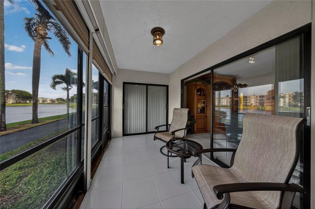 7351 Kinghurst Drive 106, Delray Beach, FL 33446