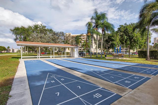 7351 Kinghurst Drive 106, Delray Beach, FL 33446