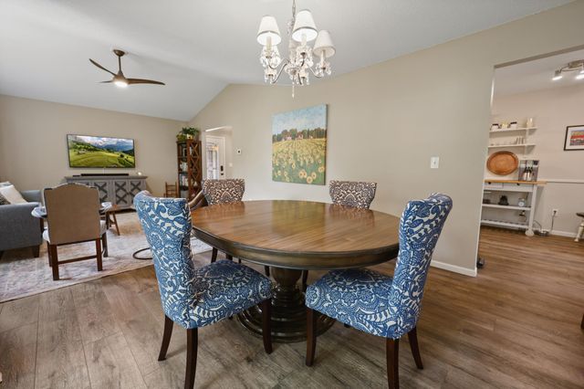 2543 Colony Circle, Saint Cloud, MN 56303