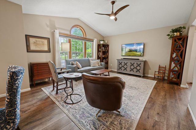 2543 Colony Circle, Saint Cloud, MN 56303