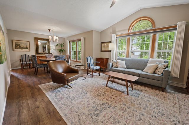 2543 Colony Circle, Saint Cloud, MN 56303