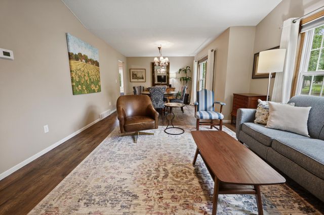 2543 Colony Circle, Saint Cloud, MN 56303