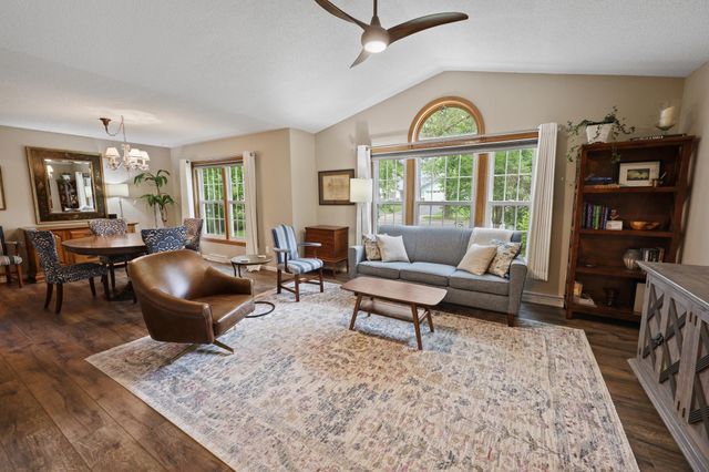 2543 Colony Circle, Saint Cloud, MN 56303