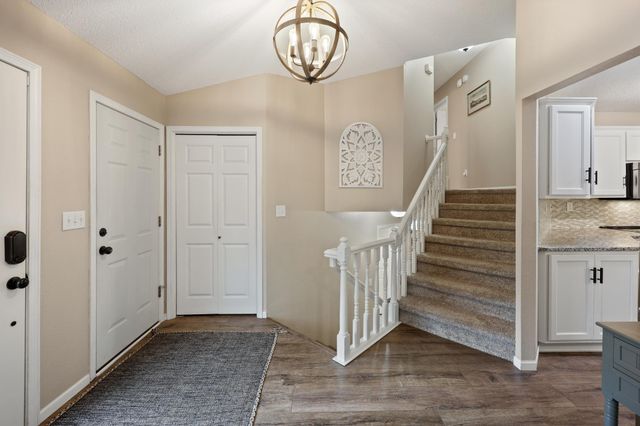 2543 Colony Circle, Saint Cloud, MN 56303