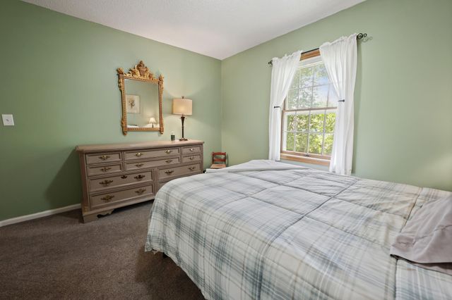 2543 Colony Circle, Saint Cloud, MN 56303