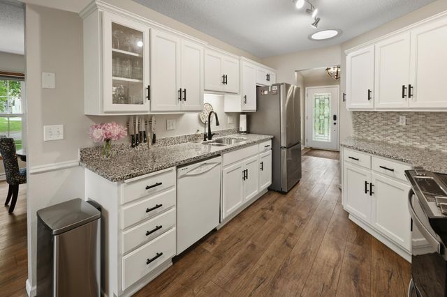 2543 Colony Circle, Saint Cloud, MN 56303