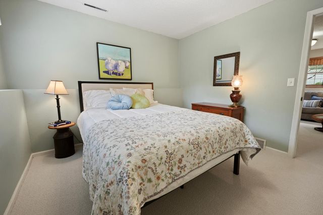 2543 Colony Circle, Saint Cloud, MN 56303