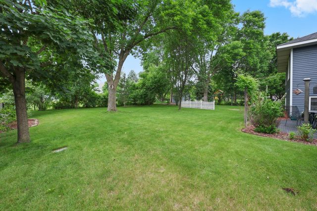 2543 Colony Circle, Saint Cloud, MN 56303