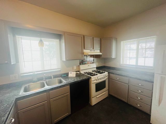 15349 San Juan Drive, Detroit, MI 48238