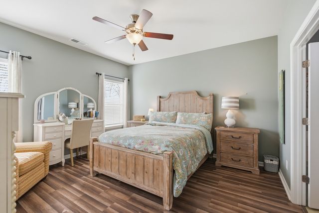 5005 Percival Dr, Gallatin, TN 37066