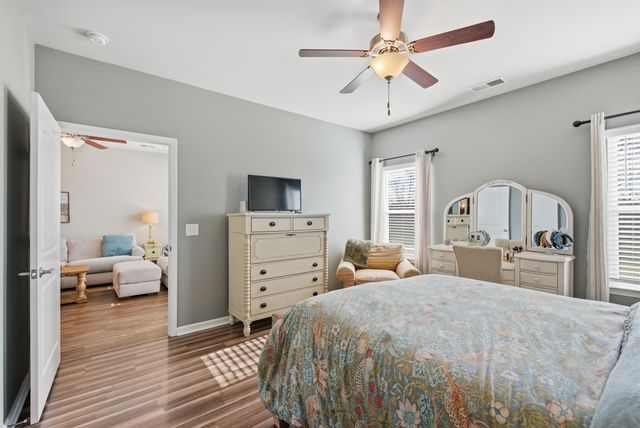 5005 Percival Dr, Gallatin, TN 37066