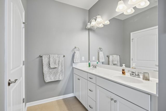 5005 Percival Dr, Gallatin, TN 37066