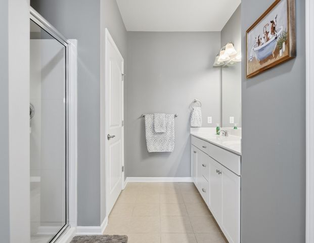 5005 Percival Dr, Gallatin, TN 37066