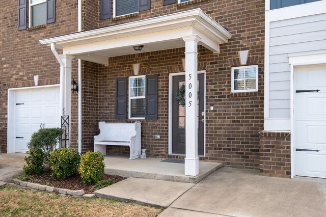 5005 Percival Dr, Gallatin, TN 37066