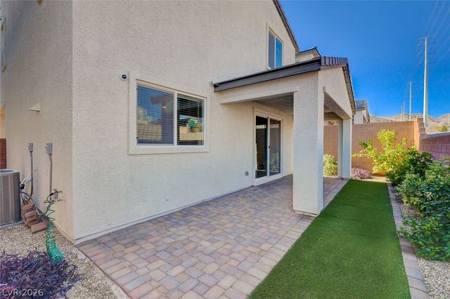 10818 Lost Ark Avenue, Las Vegas, NV 89129