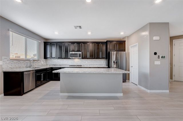 10818 Lost Ark Avenue, Las Vegas, NV 89129