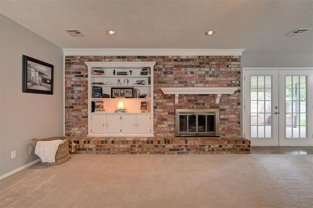 6409 N College Avenue, Oklahoma City, OK 73132