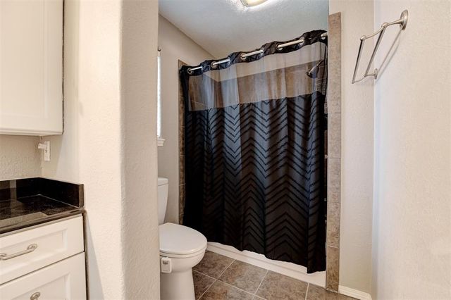 6409 N College Avenue, Oklahoma City, OK 73132