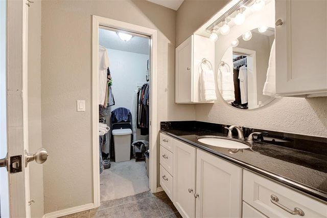 6409 N College Avenue, Oklahoma City, OK 73132