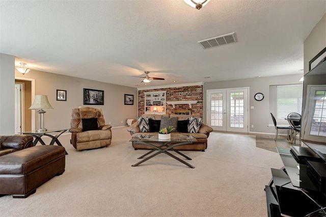 6409 N College Avenue, Oklahoma City, OK 73132