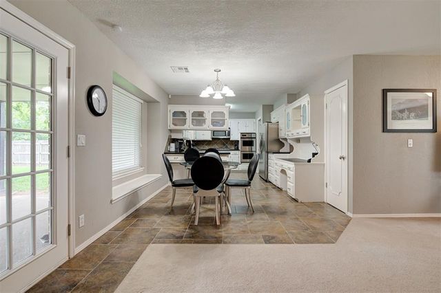 6409 N College Avenue, Oklahoma City, OK 73132