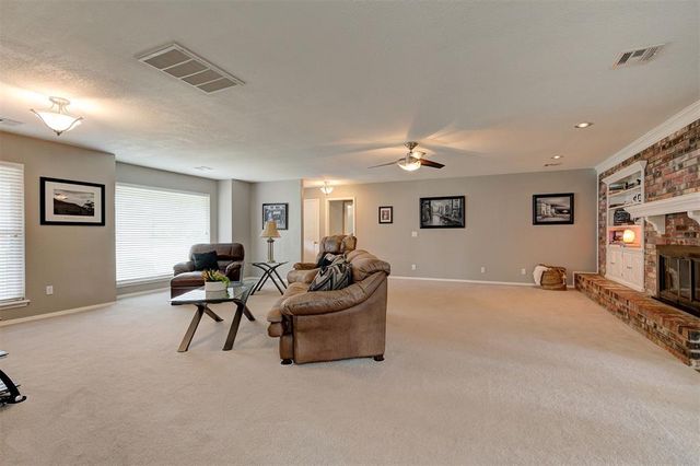 6409 N College Avenue, Oklahoma City, OK 73132
