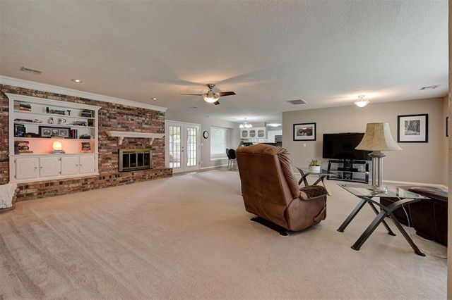 6409 N College Avenue, Oklahoma City, OK 73132