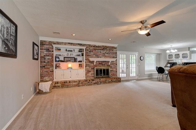 6409 N College Avenue, Oklahoma City, OK 73132