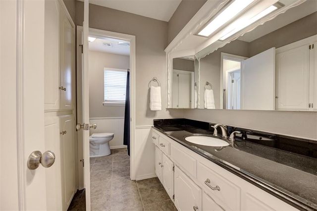 6409 N College Avenue, Oklahoma City, OK 73132