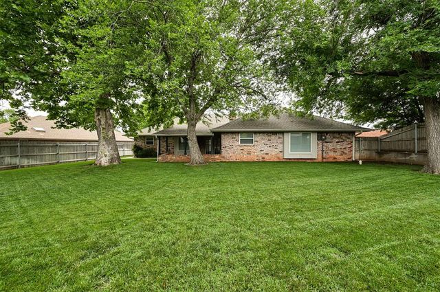 6409 N College Avenue, Oklahoma City, OK 73132