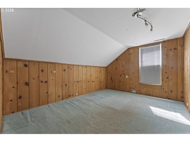 12295 Sw BOONES FERRY Rd, Portland, OR 97219